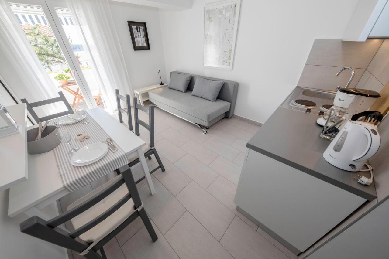 Guest House Mazuth II Banjol 외부 사진